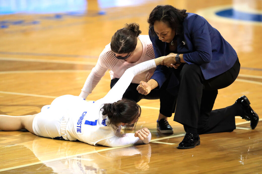 UB 82, Bowling Green 74